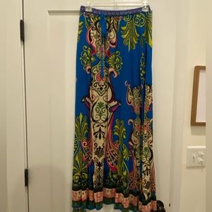VGUC - Flying Tomatoes BOLD boho Maxi Skirt